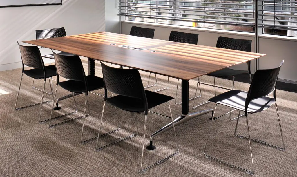 Orangebox Pars Meeting Table