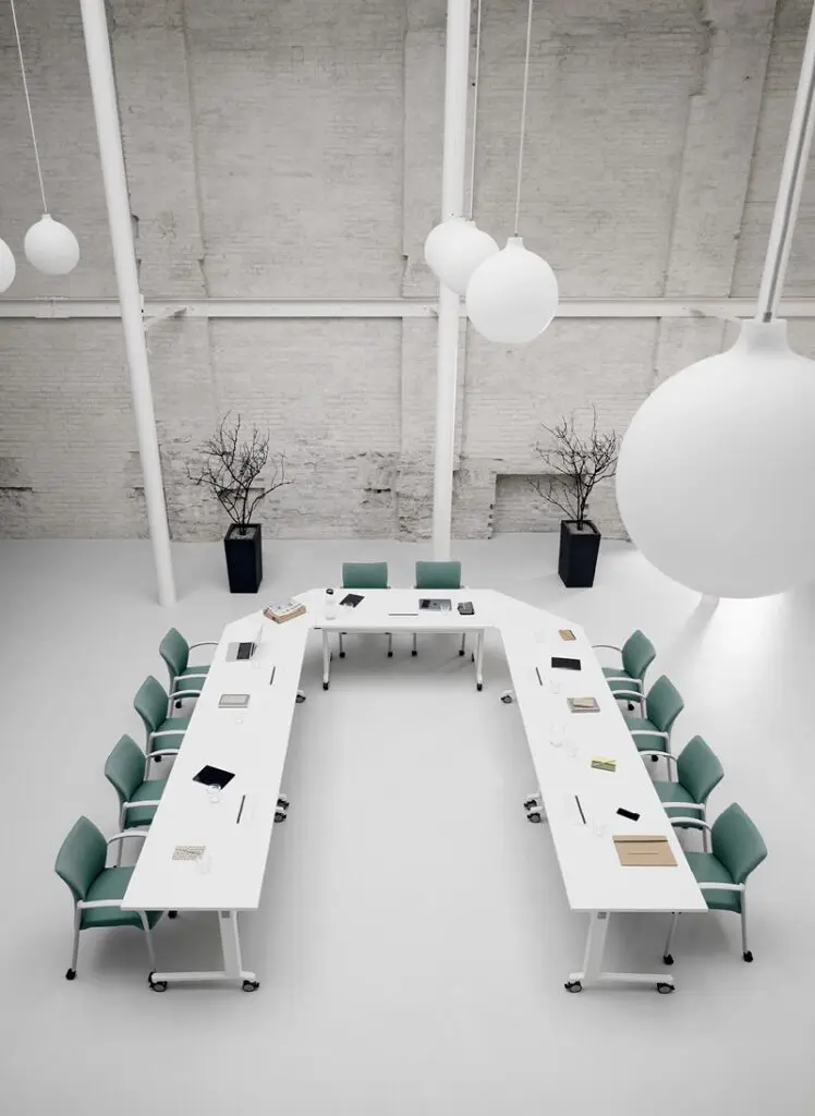 Senator Array Meeting Table