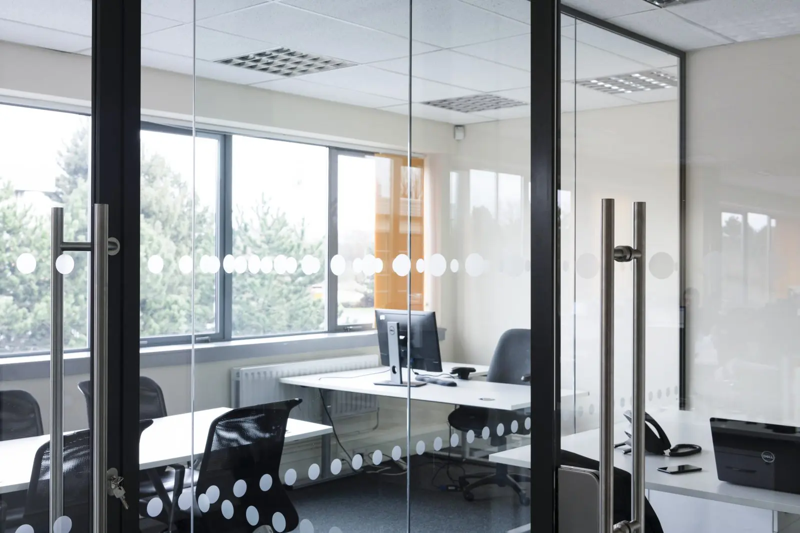 Frameless Glass Office Partitions