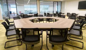 retail warehouse fit out21