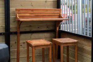 Commercial Outside Seated Shelter